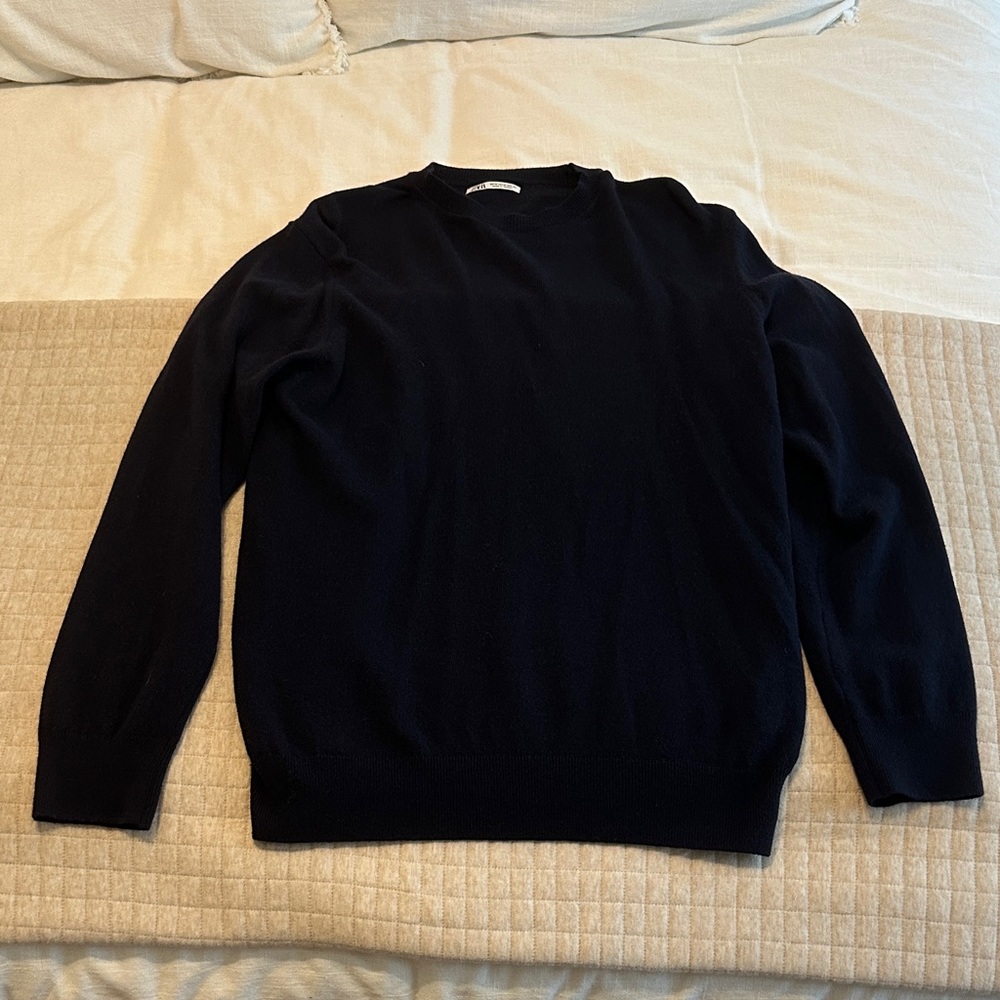 Zara Men's Navy Crewneck Sweater